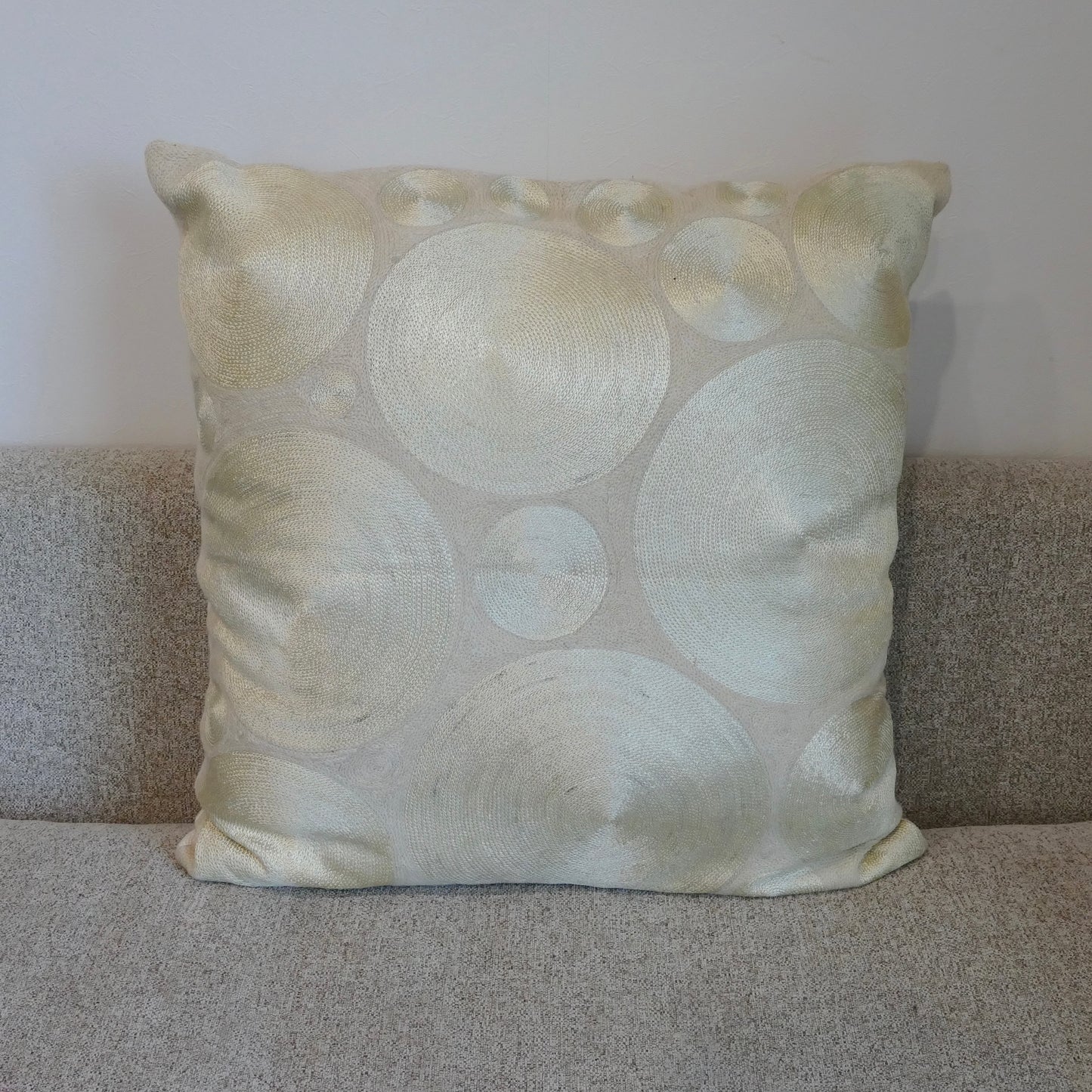 Aari Embroidery Cushion Cover (65*65cm)