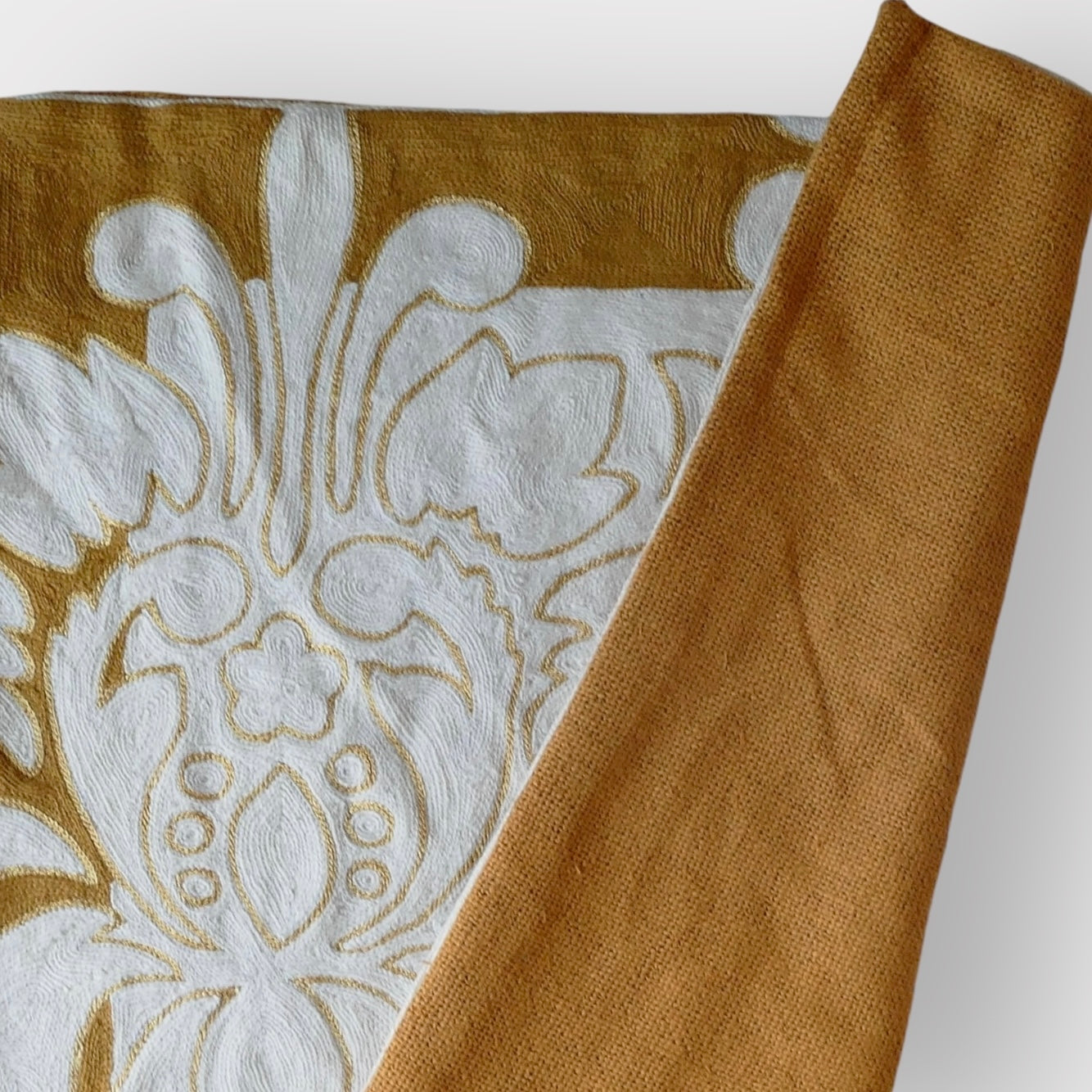 Ari Embroidery Cushion Cover (45*45cm)