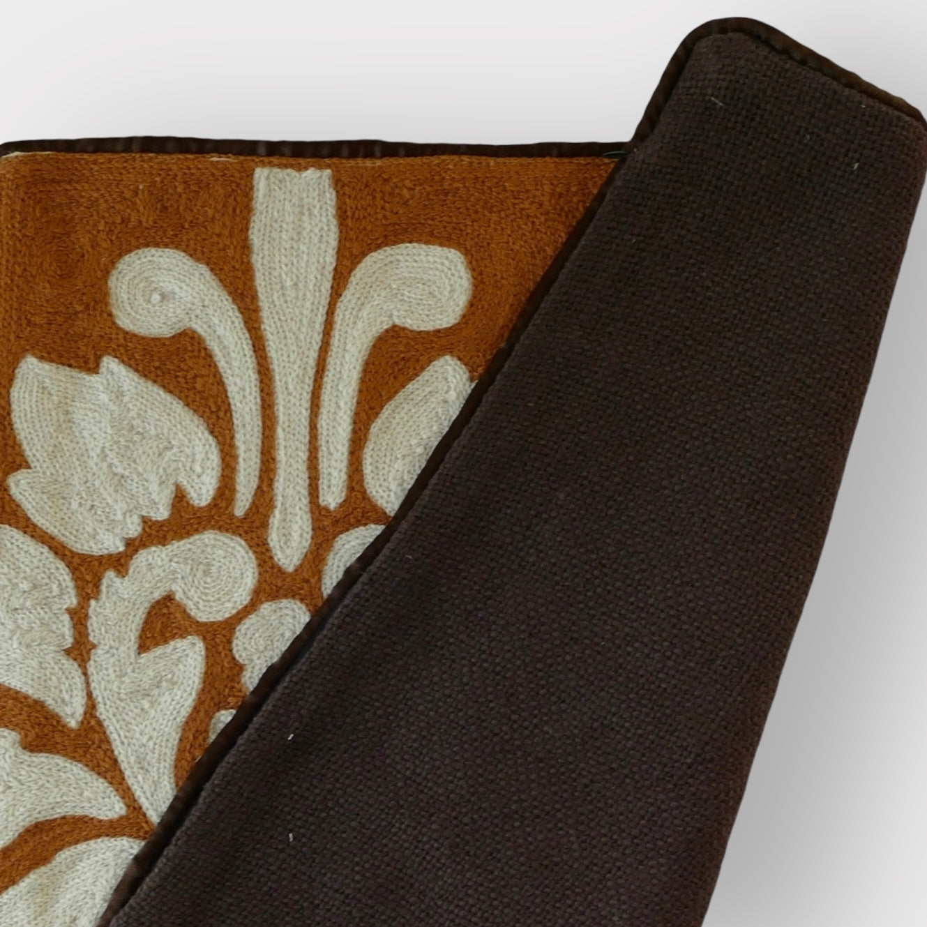 Ari Embroidery Cushion Cover (45*45cm)